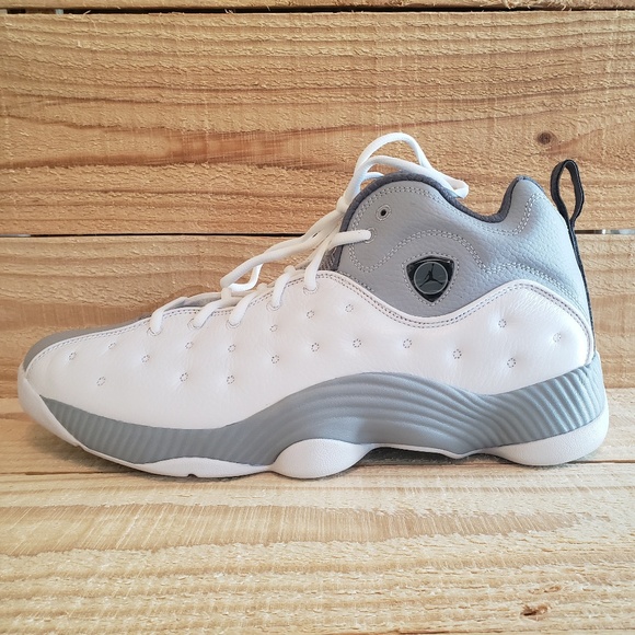 jordan jumpman team 3